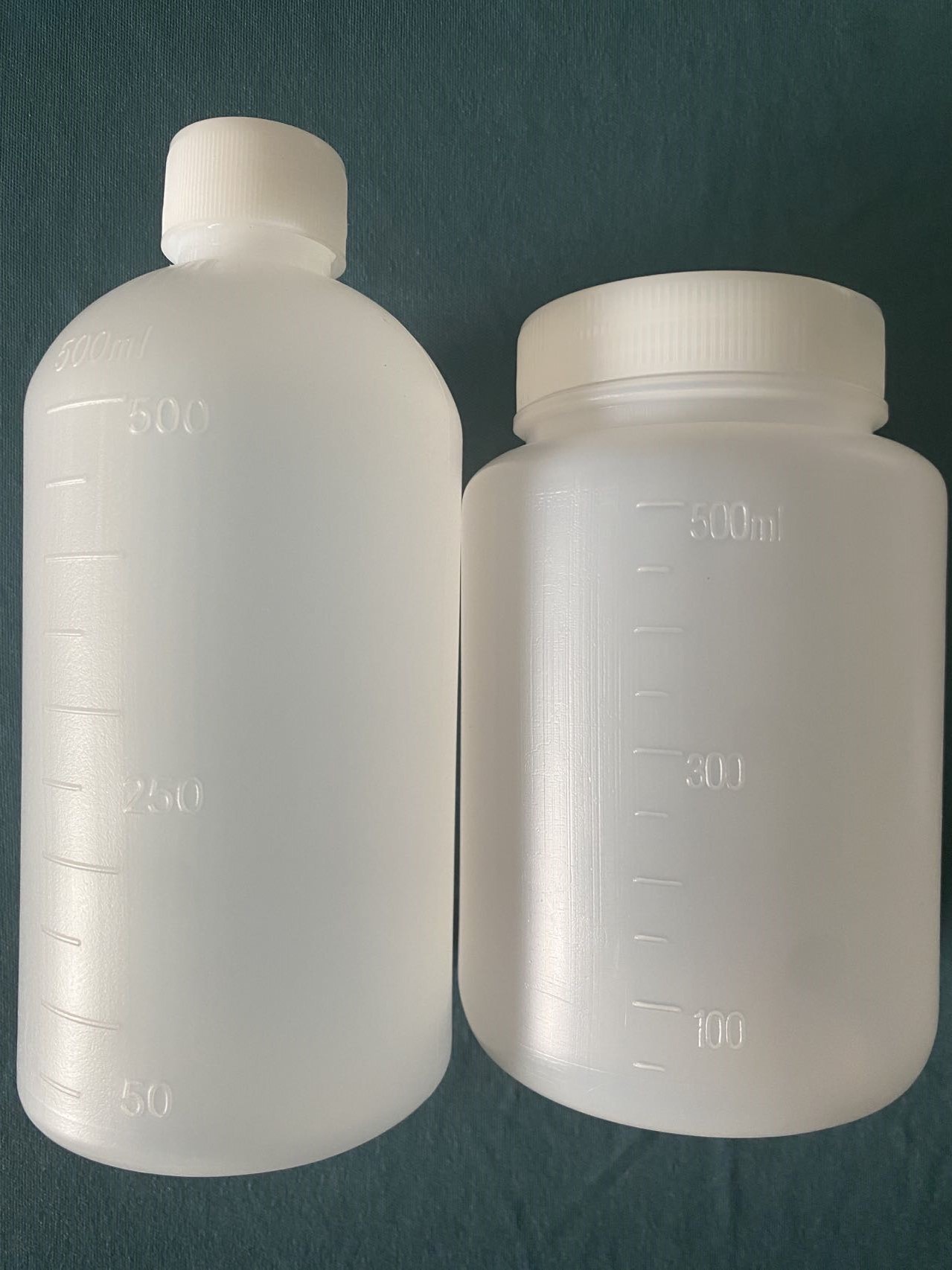 白色塑料试剂瓶