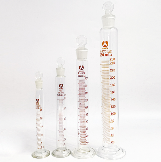 具塞玻璃量筒