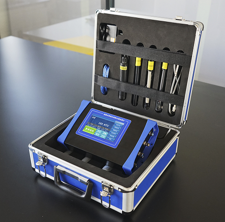 便携式多参数检测仪