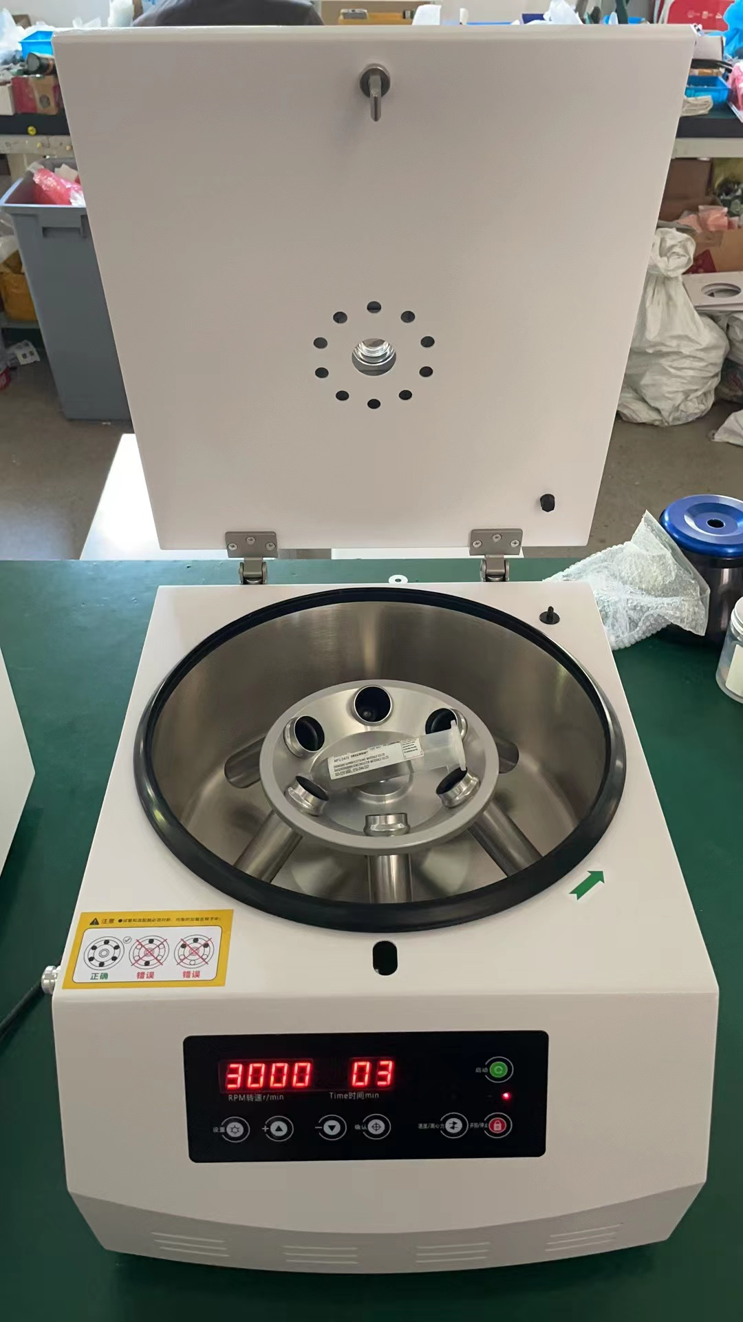 台式低速自动平衡离心机