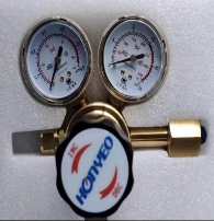 双级高精度气瓶减压阀